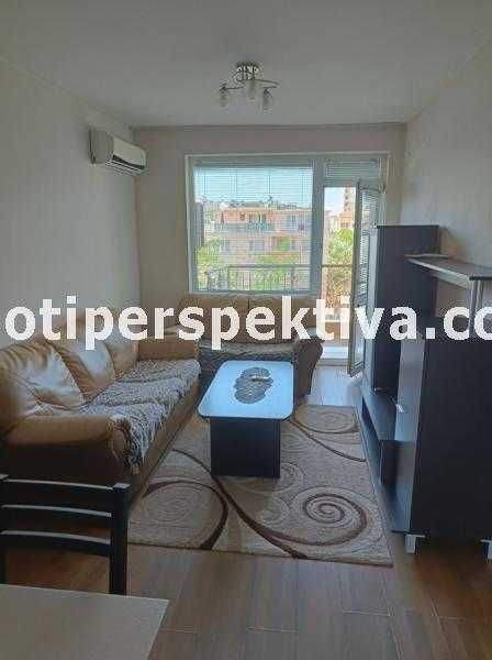 Продава се Тристаен апартамент в Пловдив, Кючук Париж - 84 кв.м за 1750 €/кв.м - Снимка #2