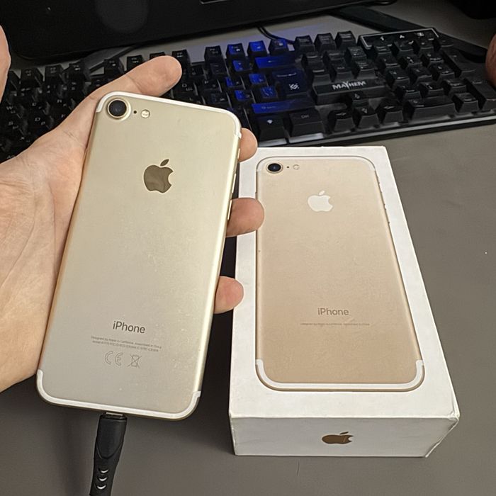 продам Iphone 7 32gb