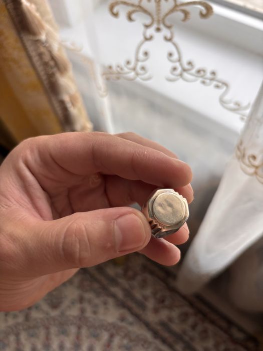 Продам кольцо серебро