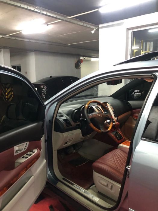 Lexus RX holati yaxshi
