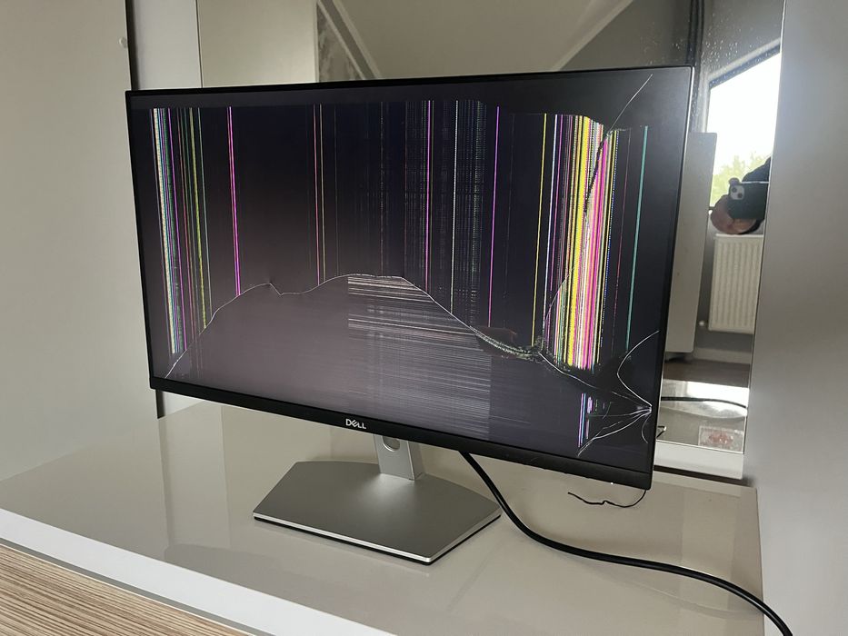 Monitor PC Dell pentru piese