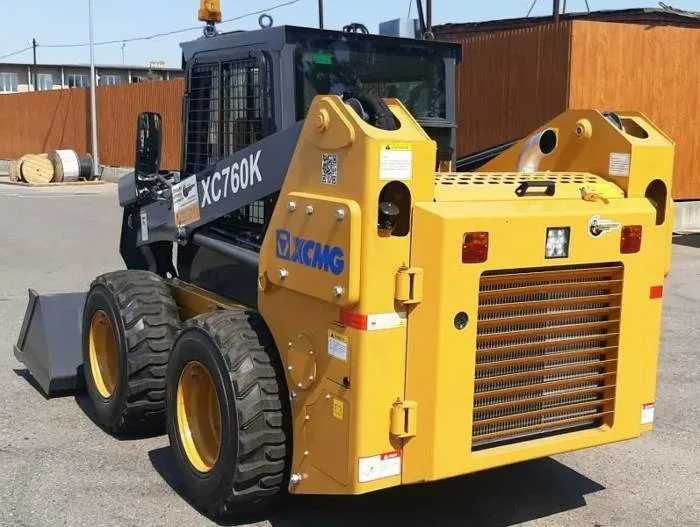 Мини-погрузчик UZXCMG XC760K Объем ковша 0,6 м3  Джойстик
