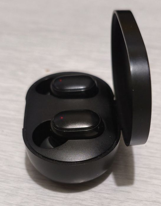 Продам Redmi airdots оригинал