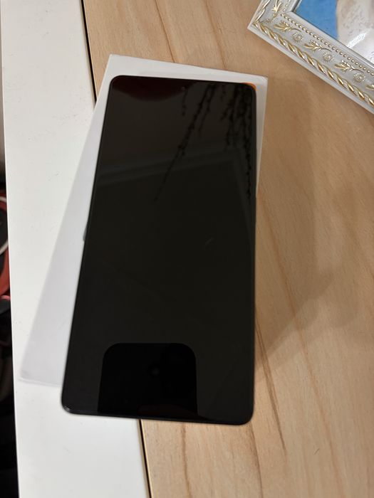 Продам Xiaomi Redmi note 13 pro 4G 256gb