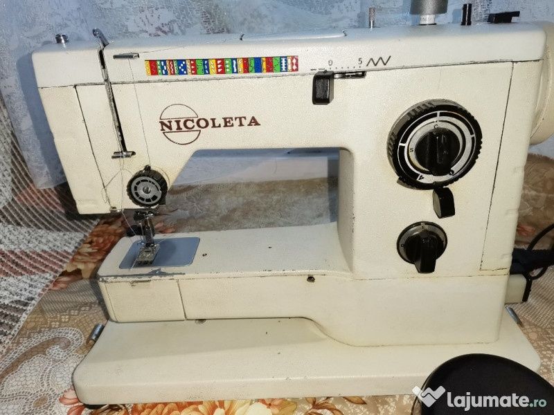 Mașina de cusut Nicoleta
