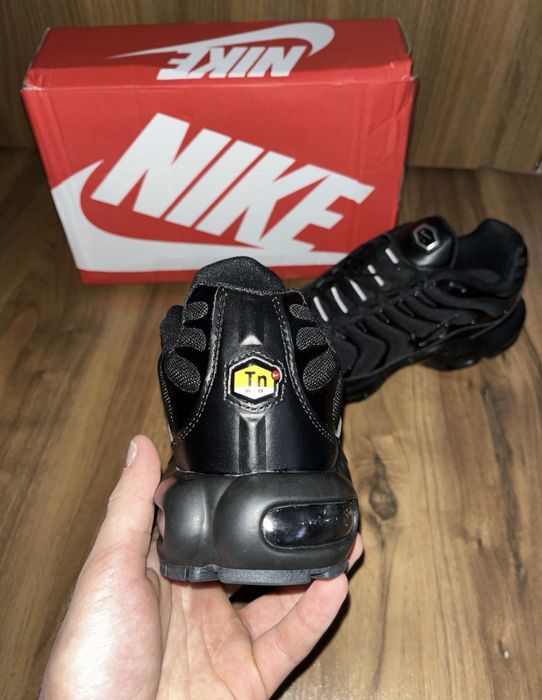 *NOU* Nike Tn Air Max negrii -verificare colet-