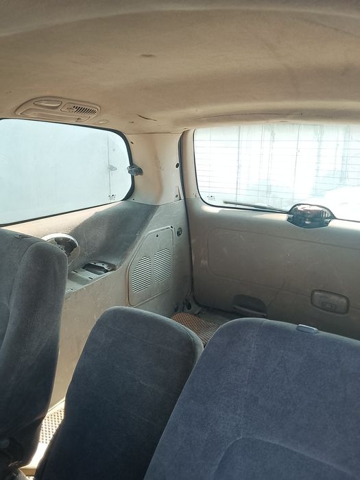 Продам Киа карнивал  на ходу