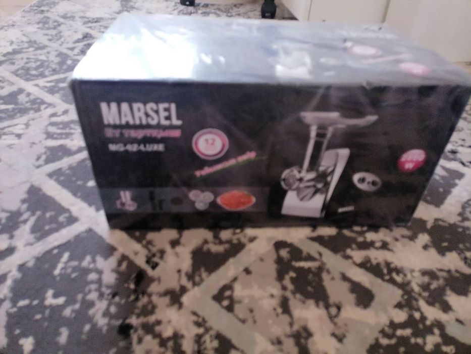 Продам мясорубку.