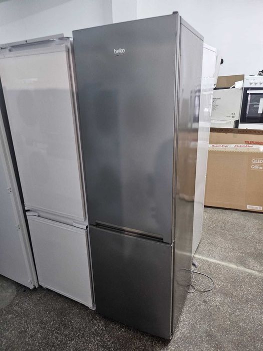 Frigider Beko RCNA 305K40SN 266l ,181 cm Iluminare LED No Frost gri perlat !