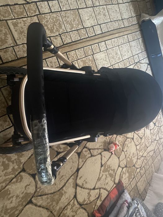 Коляска хорошая