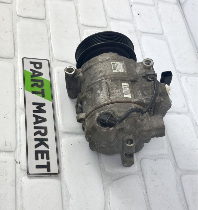 Компресор климатик AUDI 4G0260805B