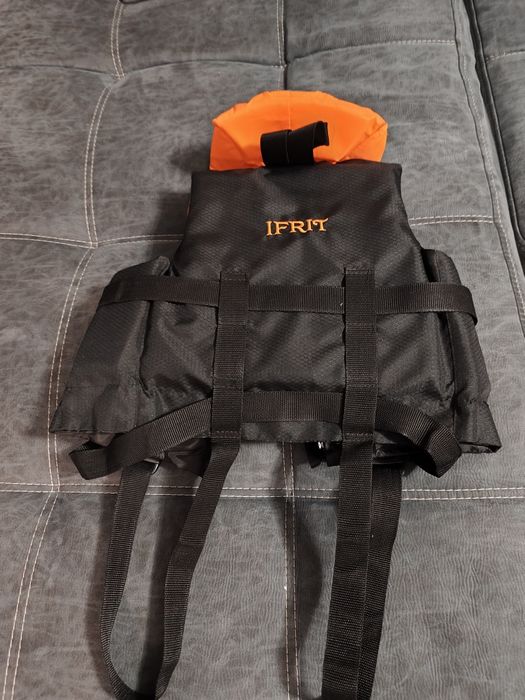 Жилет спасательный детский