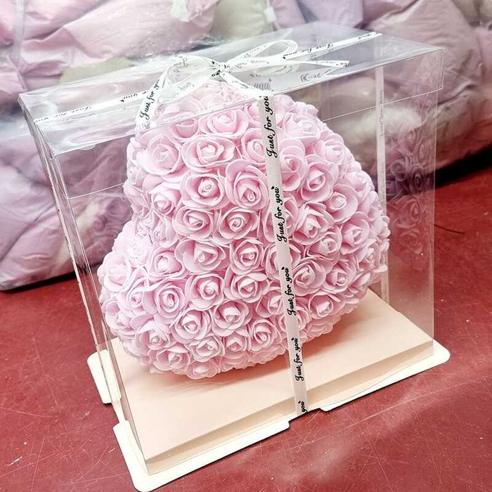 Сърце от рози в подаръчна кутия