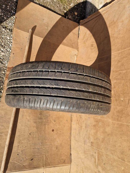 1 Pirelli R18 225/45 Лятна гума DOT1522