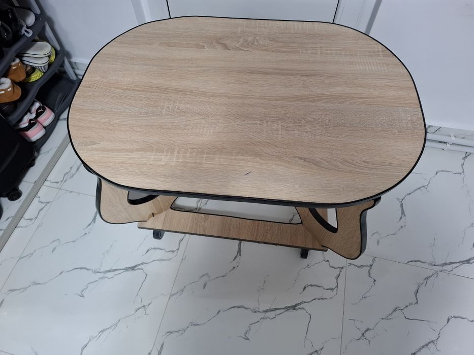 Vand 2 masute pliabile+1 pe rotite