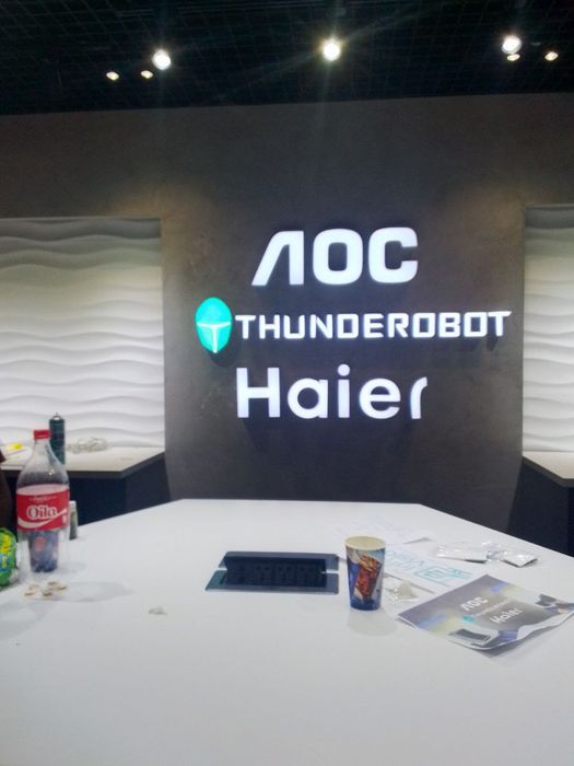 Наружная реклама tashqi reklama xizmatlari banner bukva zinak
Описание