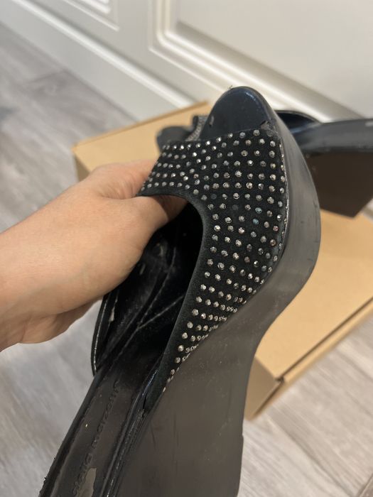 Женские туфли черные, белые 38 р