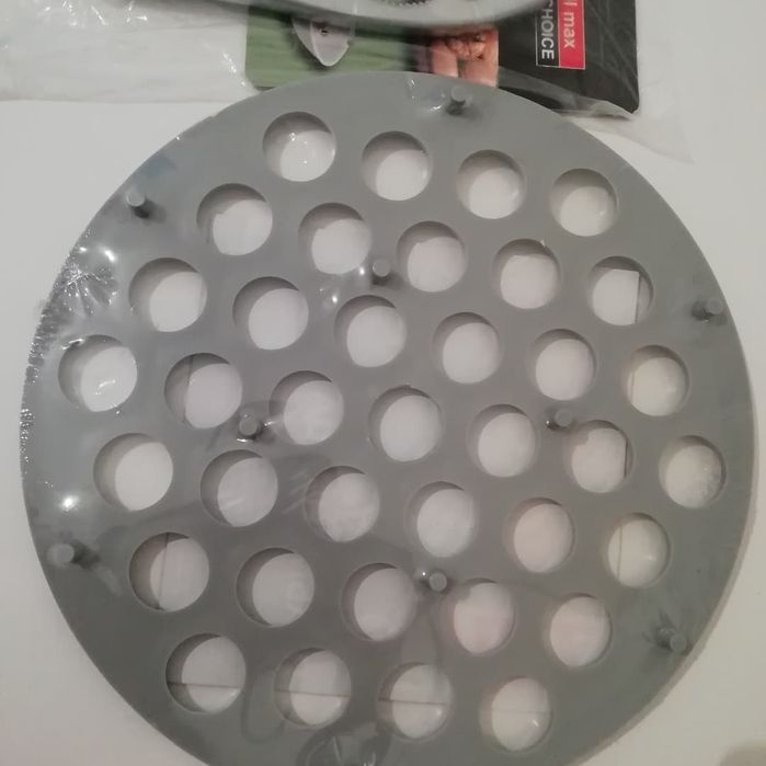 Пельменница новая. Сэкономит ваше время.