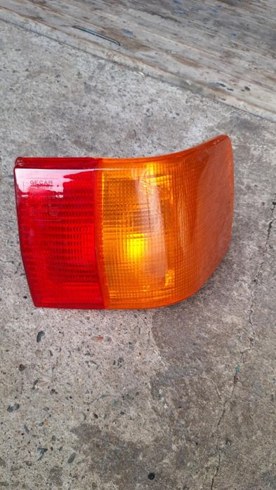 Десен стоп на ауди 80