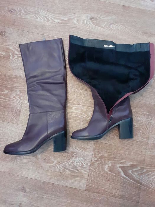 Продам женские сапоги