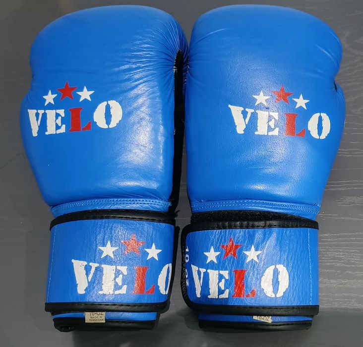 Боксерский перчатка