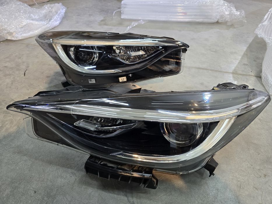 Фара левая/правая infiniti q30