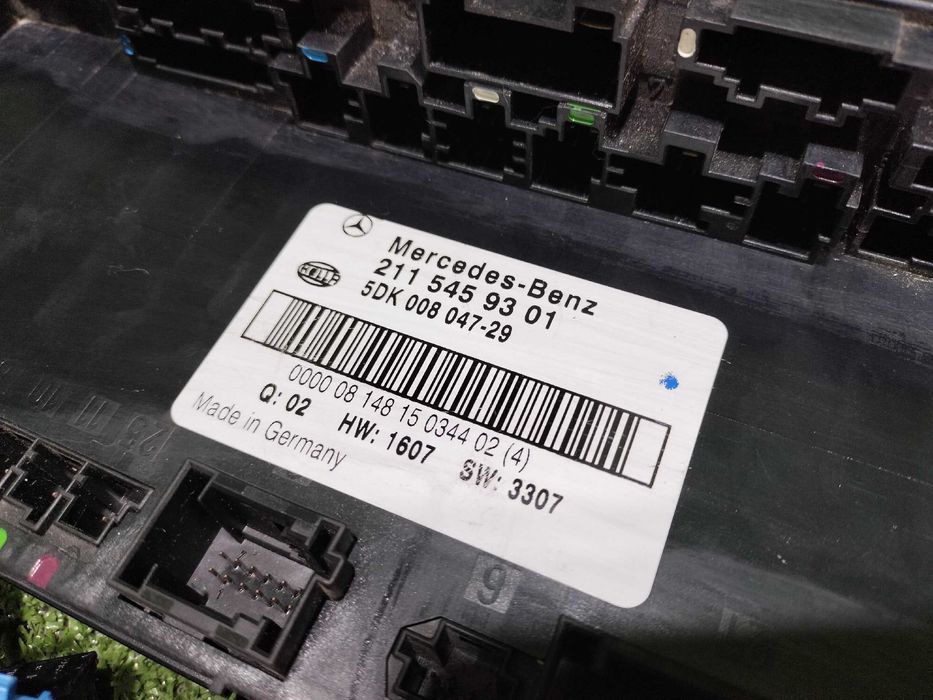 Продам Блок предохранителей Mercedes-Benz W211