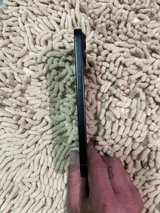 Продам айфон 15 в идеальном состоянии