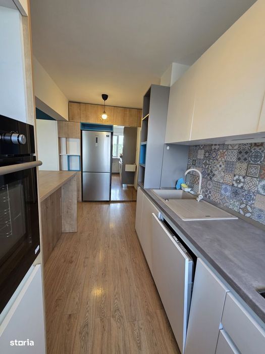 Apartament cu 3 camere de vanzare in zona Campia Libertatii - Parc IOR