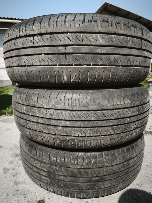 Шины  215/65 R16