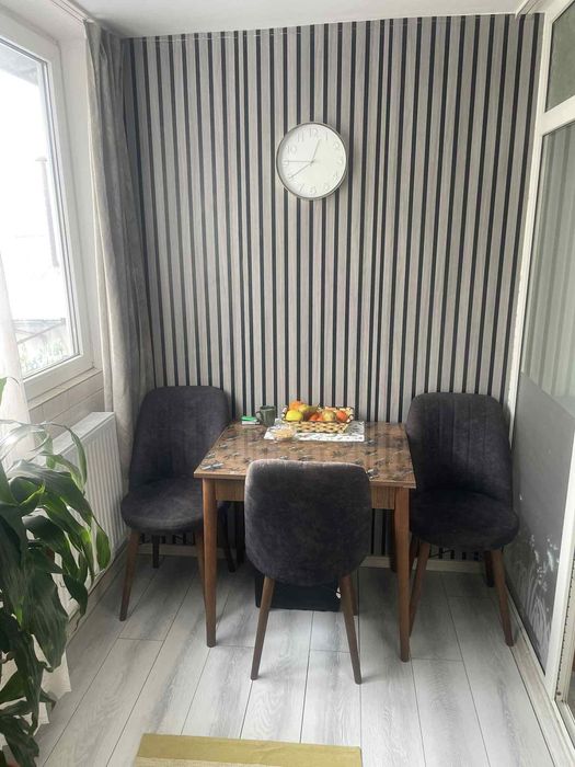 Garsonieră de vânzare