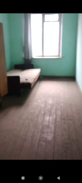 Продаётся квартира Мирабадский район кафе Тандыр