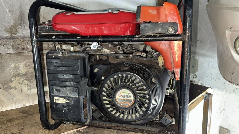 Генератор продам