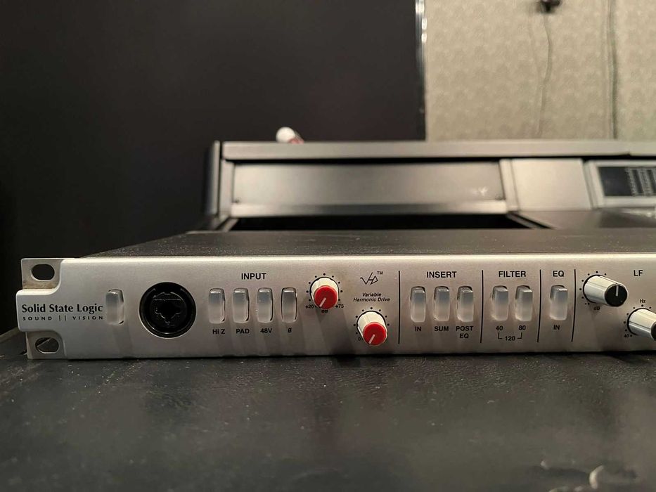 Предуселитель c эквалайзером SSL XLogic Alpha Channel Mic Pre