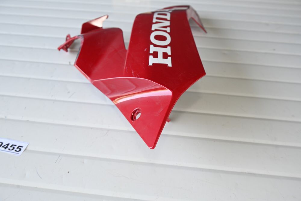 Honda CBR 650 R 21 - 22 Carena inferioara lateral stanga