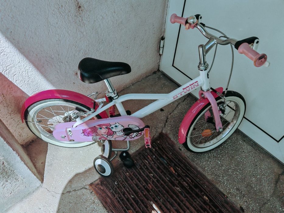 Vand bicicleta cu roti ajutătoare/bicicleta fara pedale/motorete plastic/trotineta 3 in 1