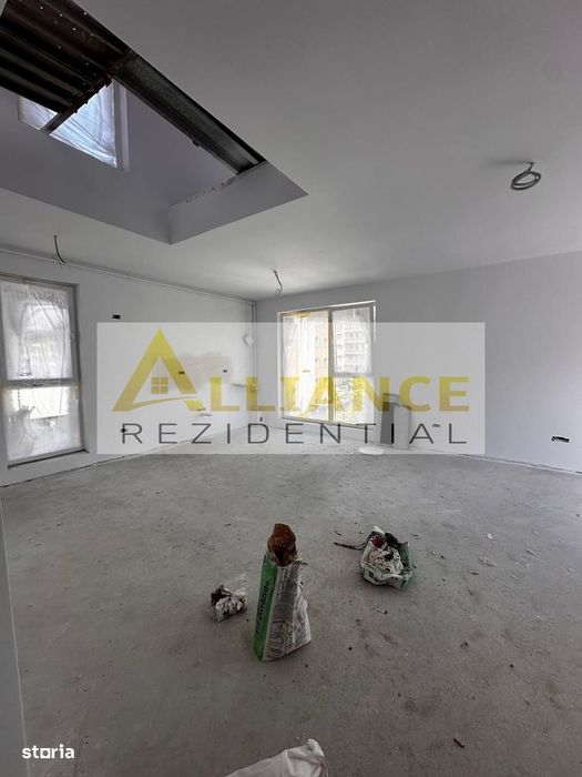 Apartament 2 camere tip duplex { Strada Biruintei }