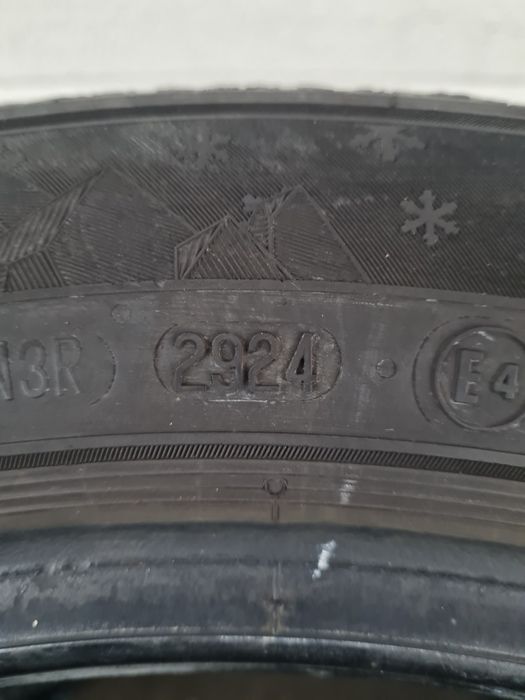 Зимни гуми 2 броя SEMPERIT SpeedGrip5 195 55 R16 дот 2924