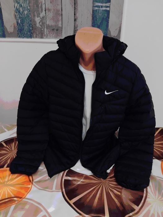 Oferta! Geci bărbați Nike !