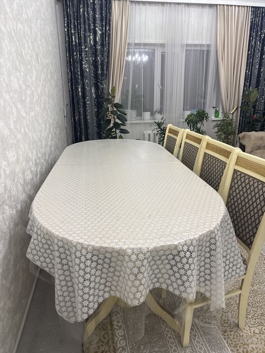 Продам стол со стульями