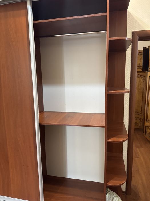 Продам шкаф купе ддина 2,45 м, высота 2,35 м, губина 60 см