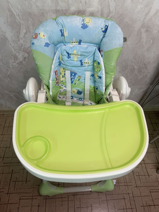 Детский стульчик для кормления