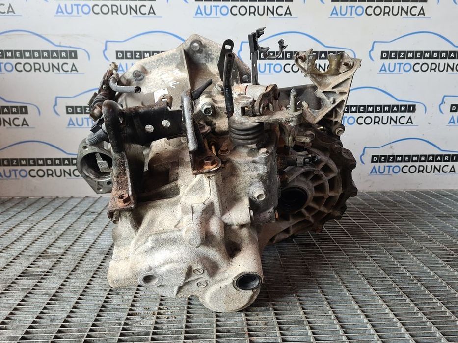 Cutie de viteze Nissan X - Trail T30 2.2 Dci 2001 - 2008 114CP Manuala 6 Trepte ...