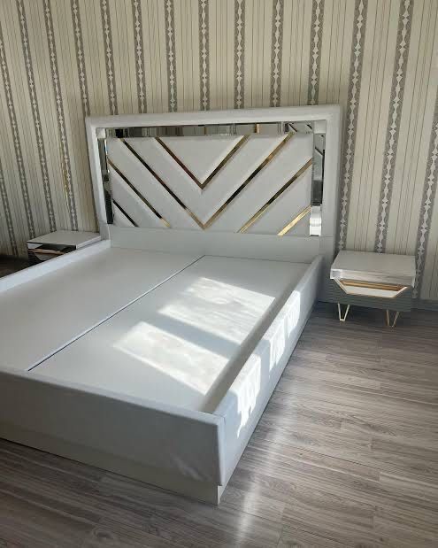 Продается кровать 180*200