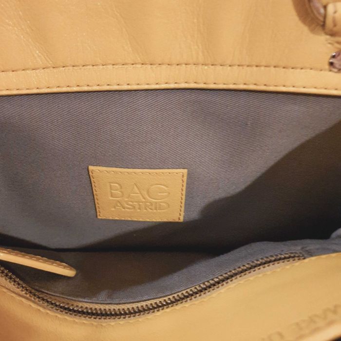 Оригинална Дамска чанта Dolce and Gabbana с подарък колан