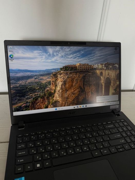Продам ноутбук ACER TravelMate P2