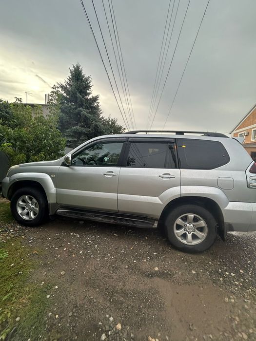 Продам автомобиль Тойота Прадо 120