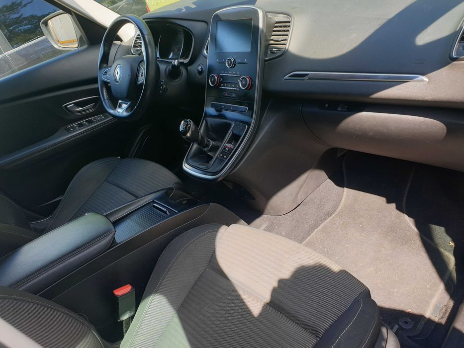 Renault scenic  euro 6