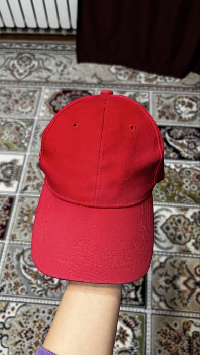 Кепки двух видов