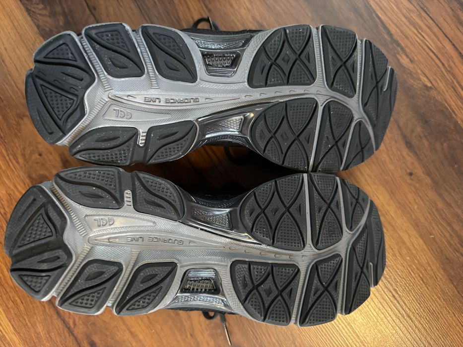Маратонки ASICS-Нови!